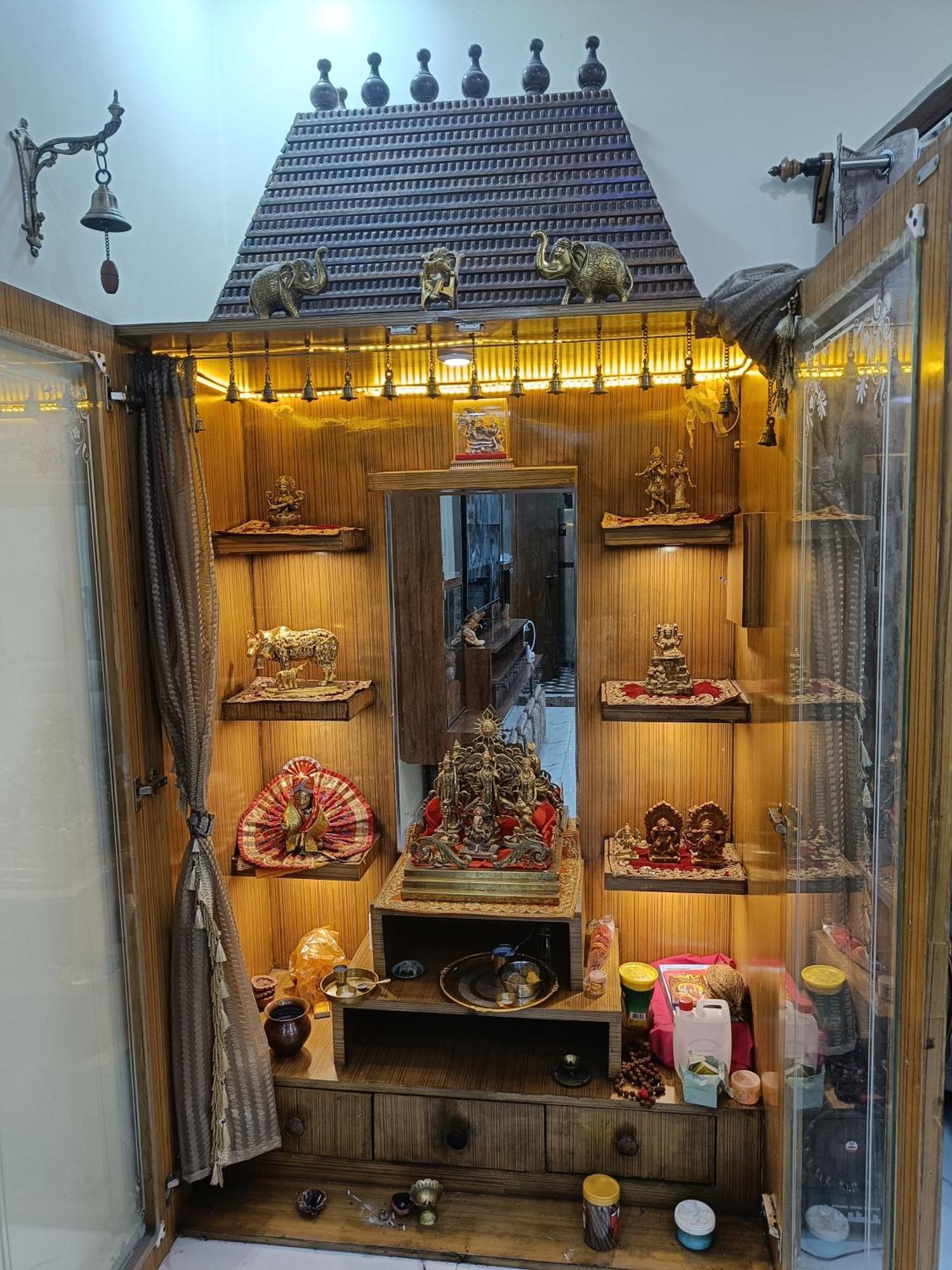 Adbhut Nivas Villa Бопал Екстериор снимка